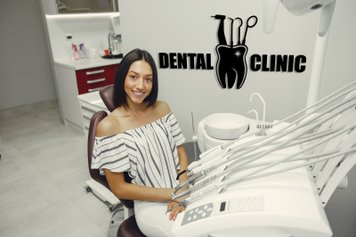 Картина із натурального дерева "Dentist Set " 17011 фото