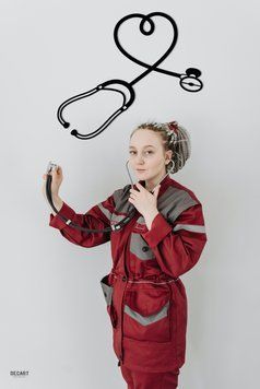Панно из дерева "Фонендоскоп" 26015 фото